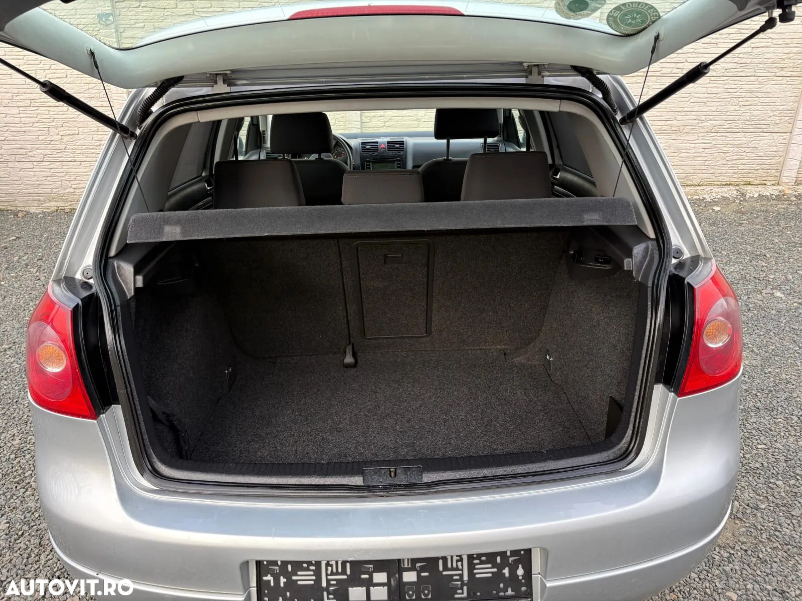 Volkswagen Golf - 13