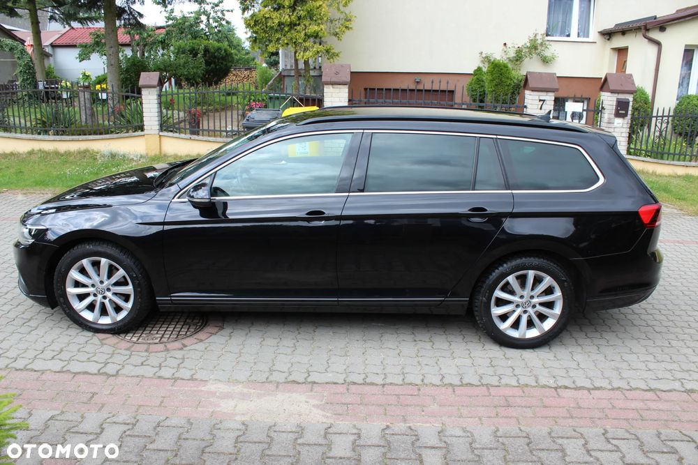 Volkswagen Passat Variant 2.0 TDI SCR DSG Business - 4