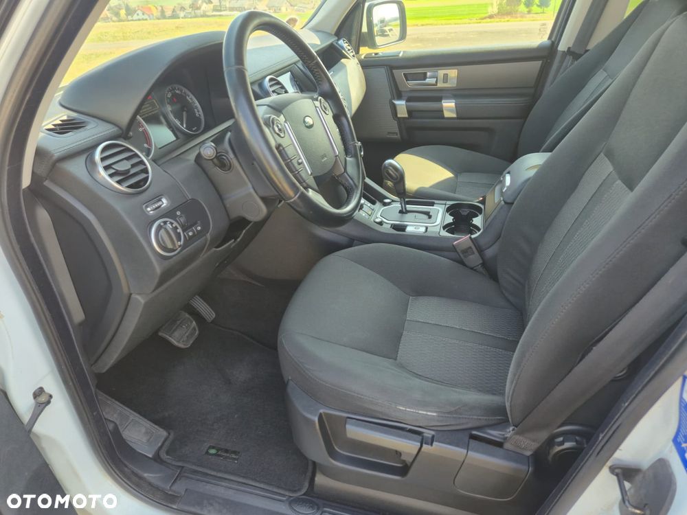 Land Rover Discovery SD V6 SE - 12