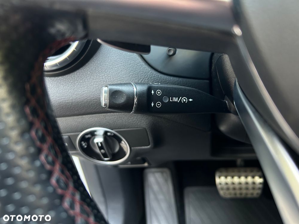 Mercedes-Benz CLA 200 7G-DCT AMG Line - 36