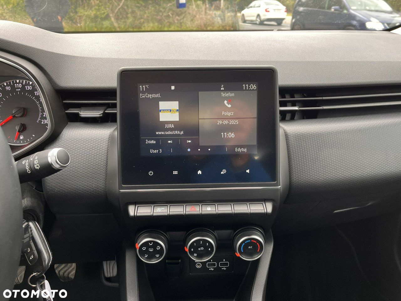 Renault Clio - 15