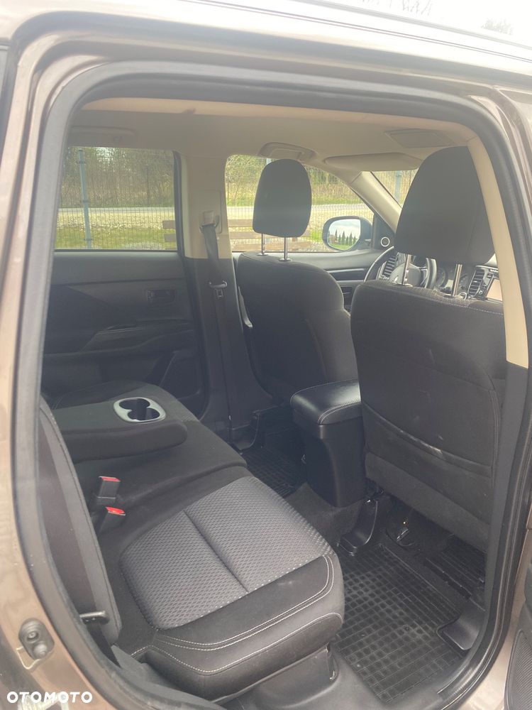 Mitsubishi Outlander 2.0 City Style 2WD - 5
