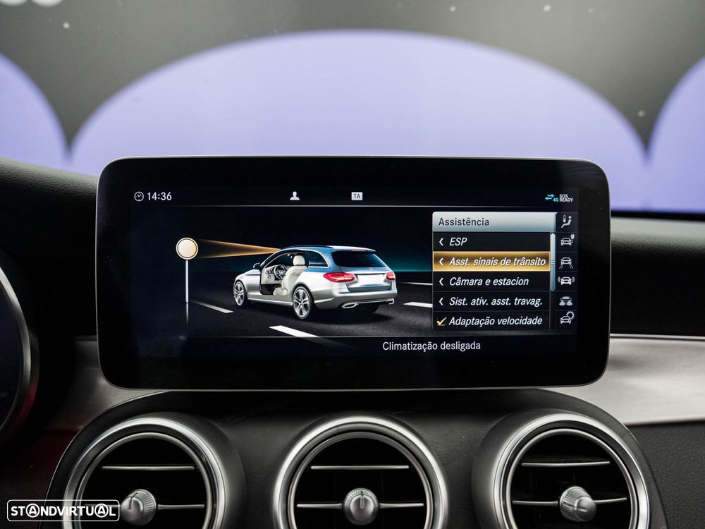 Mercedes-Benz C 300 de AMG Line - 35