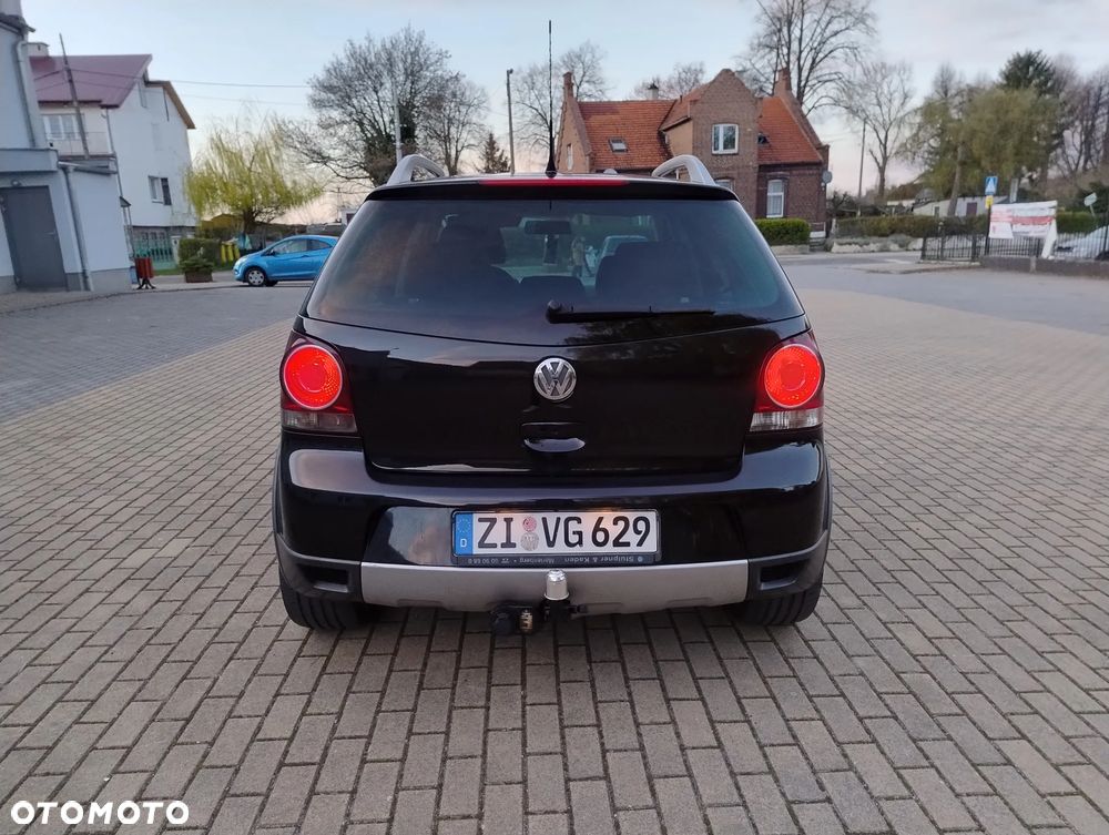 Volkswagen Polo 1.6 Trendline - 11