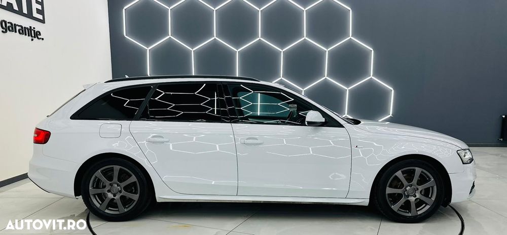 Audi A4 2.0 TDI DPF S line Sportpaket - 33