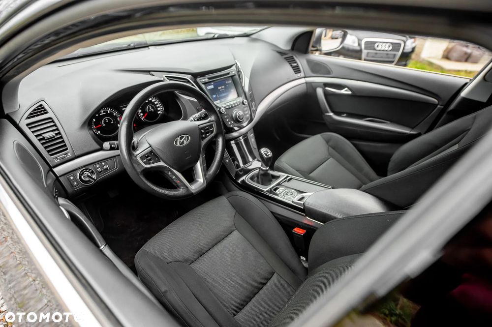 Hyundai i40 2.0 Premium - 20