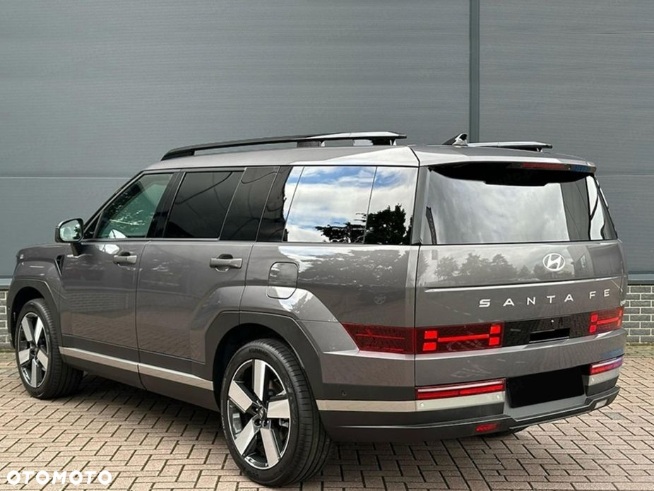 Hyundai Santa Fe - 4