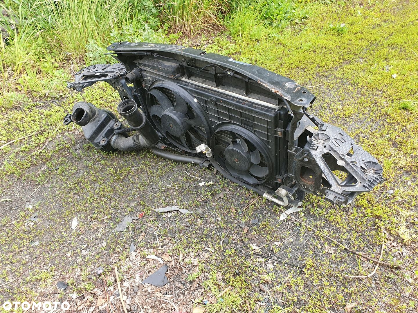 pas przedni okular wzmocnienie chłodnice belka SKODA OCTAVIA II 1.6B 06r - 8
