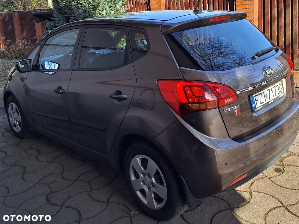 Kia Venga 1.6 Business Line - 19