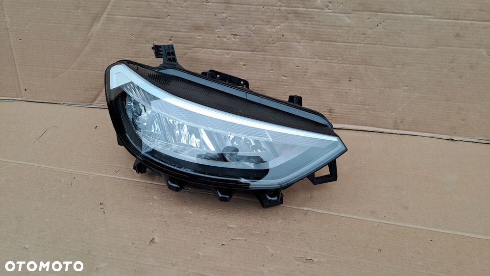 VW ID3 PRAWA LAMPA FULL LED 10B941006A UŻYWANA - 4