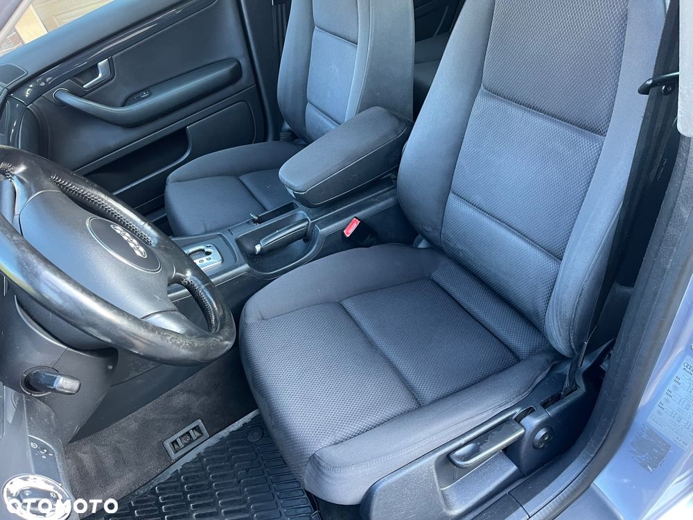 Audi A4 Avant - 26