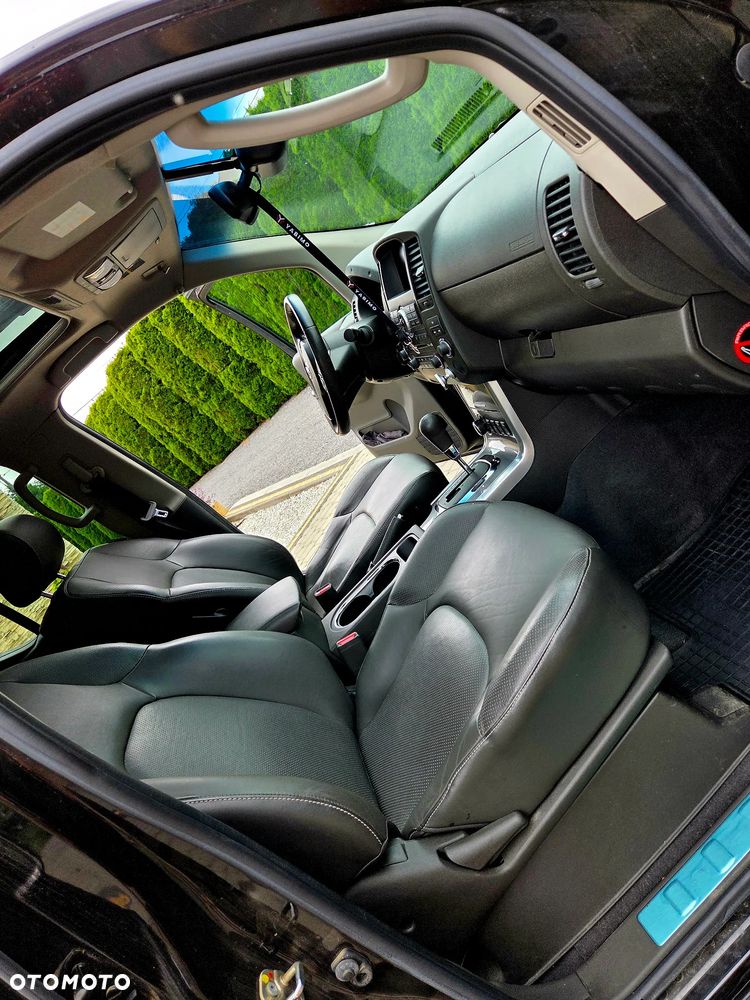 Nissan Navara 3.0 D V6 Platinum Long EU5 - 9