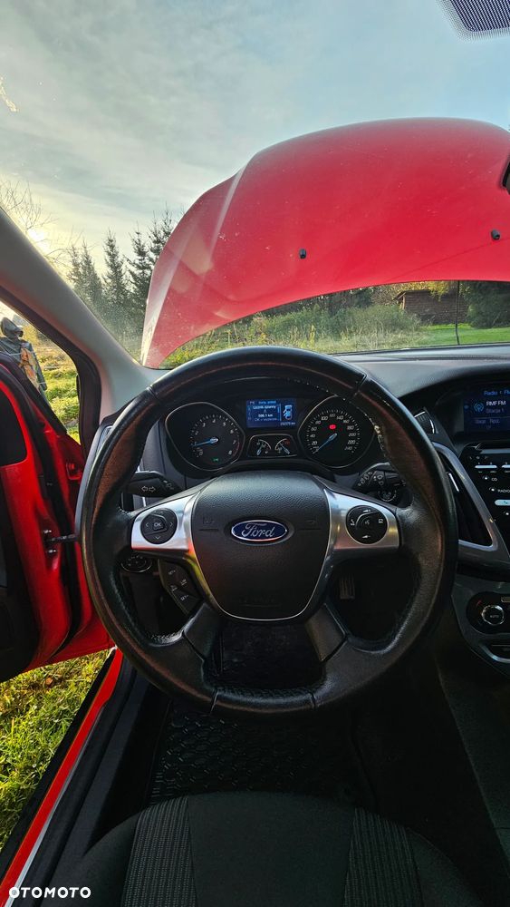 Ford Focus 1.6 FF Titanium - 8