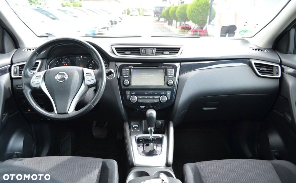 Nissan Qashqai 1.6 dCi Xtronic TEKNA+ - 5