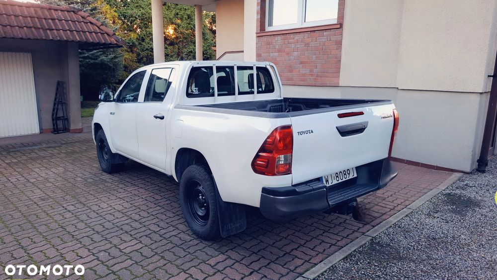 Toyota Hilux 2.4 D-4D Double Cab DLX 4x4 - 4