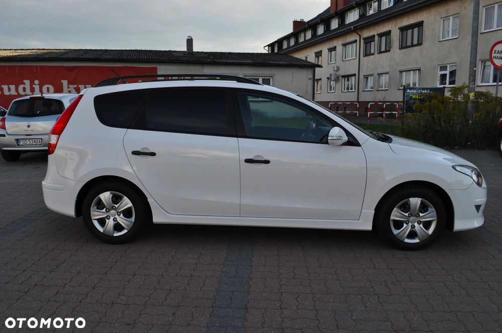 Hyundai i30 i30cw 1.6 CRDi Edition 20 - 4