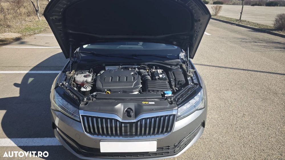 Skoda Superb 2.0 TDI DSG Ambition - 39
