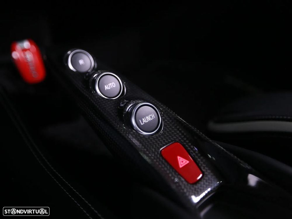 Ferrari F8 Tributo Spider - 41