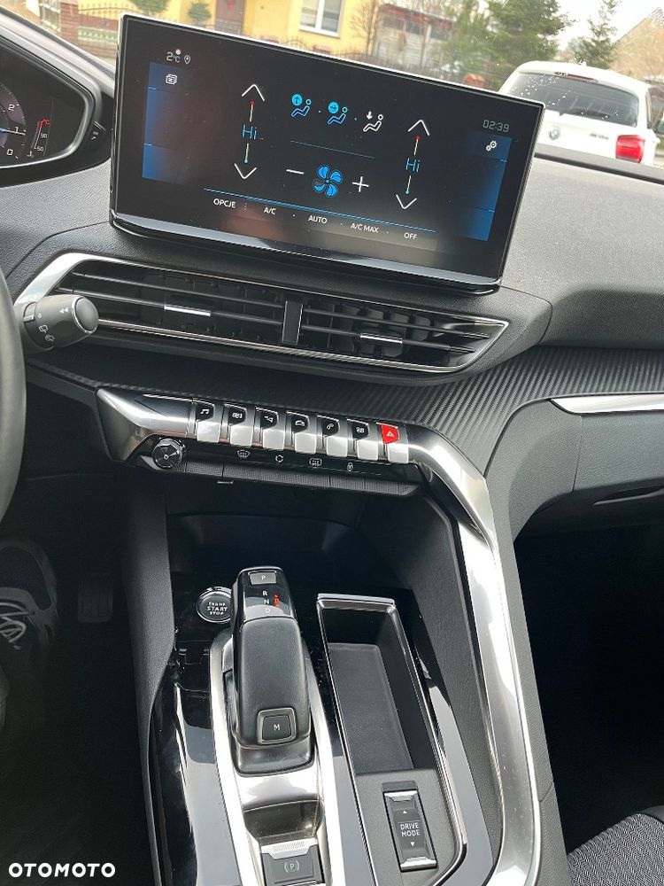 Peugeot 3008 PureTech 130 Stop & Start GPF EAT8 Allure - 11