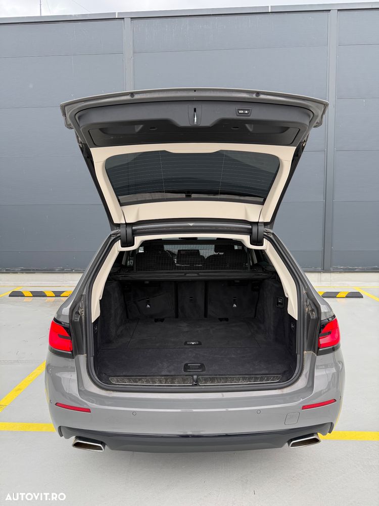 BMW Seria 5 520d AT MHEV - 34
