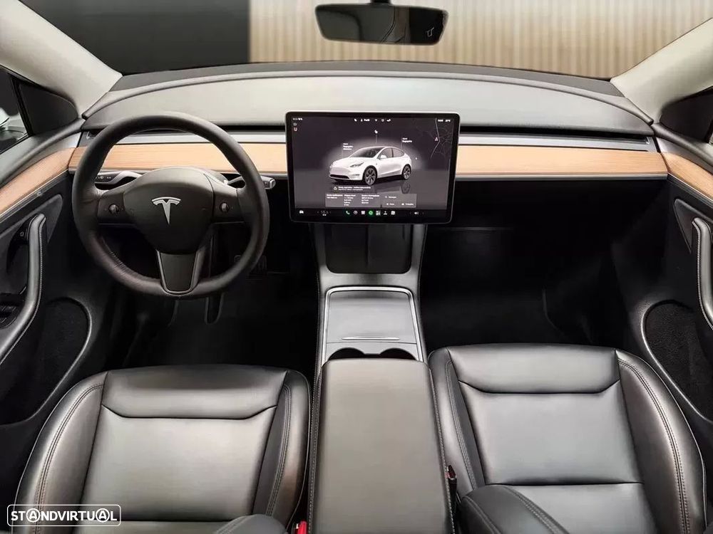 Tesla Model Y Long Range Dual Motor AWD - 9