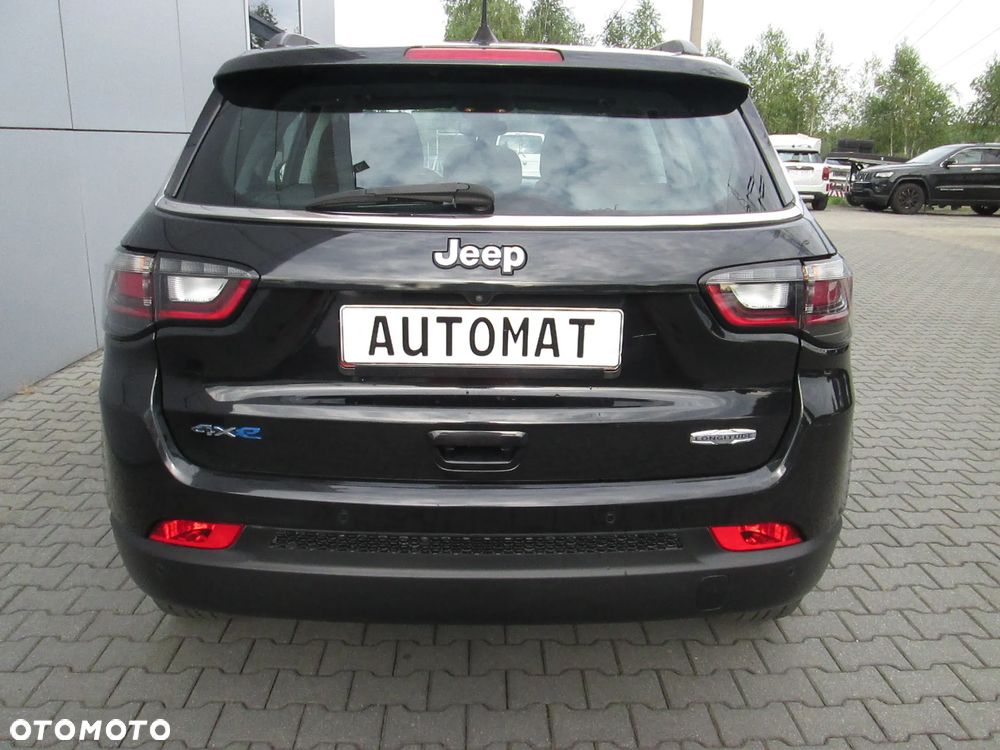 Jeep Compass - 4