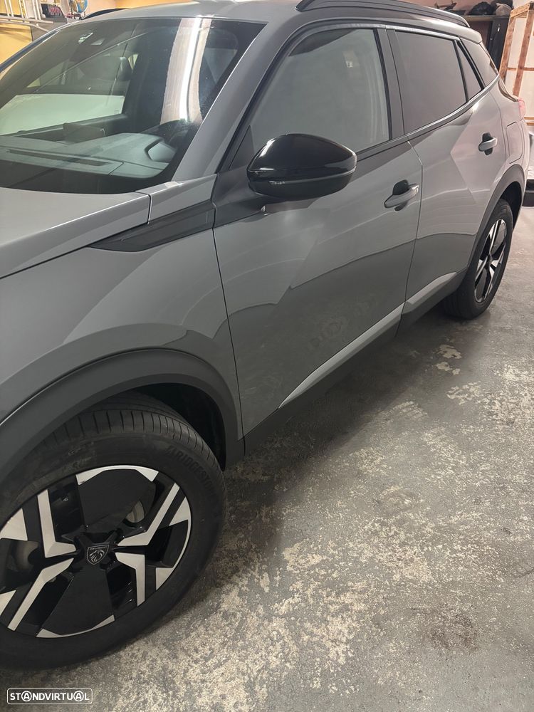 Peugeot 2008 1.2 PureTech Allure Pack - 4