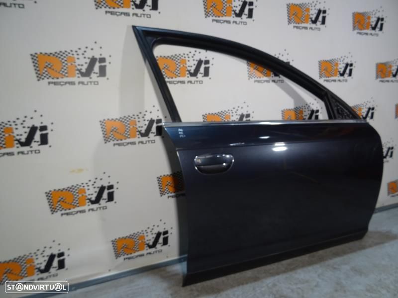 Porta Frente Direita Audi A6 (4F2, C6)  Porta Frontal Direita Audi A6 - 2