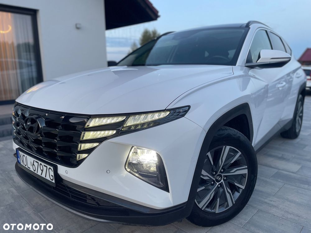 Hyundai Tucson 1.6 T-GDi HEV Executive 2WD - 29