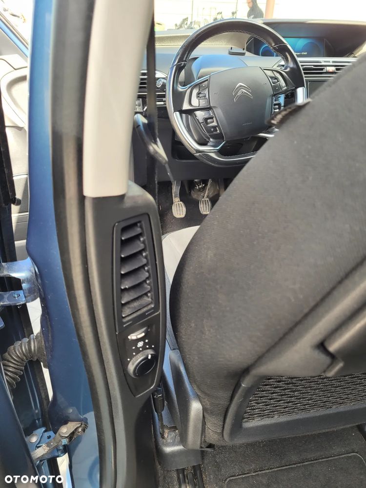 Citroën C4 Picasso - 16