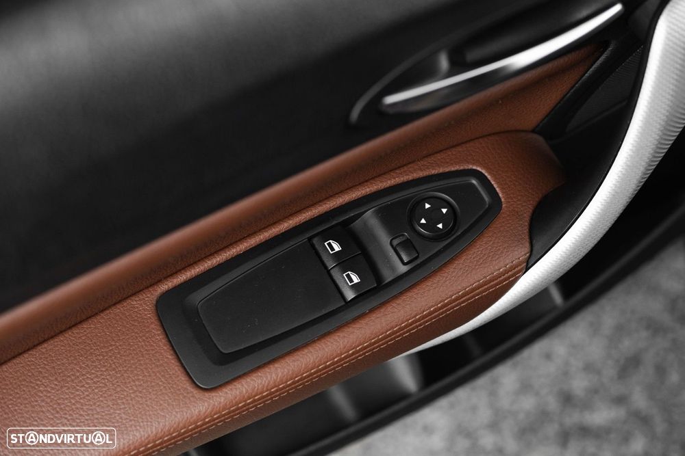 BMW 220 d Coupe Pack M Auto - 30