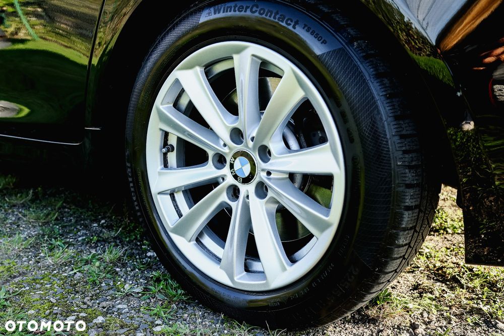 BMW Seria 5 530d xDrive - 36