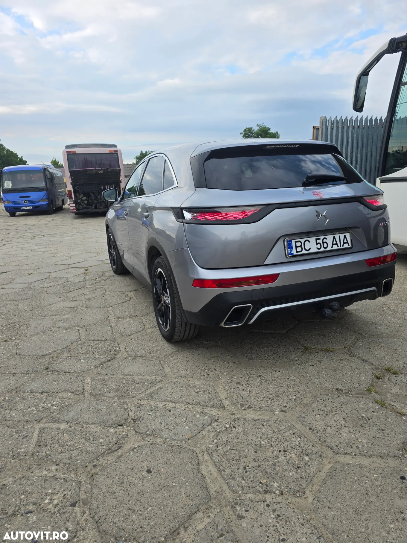 DS Automobiles DS 7 Crossback - 11
