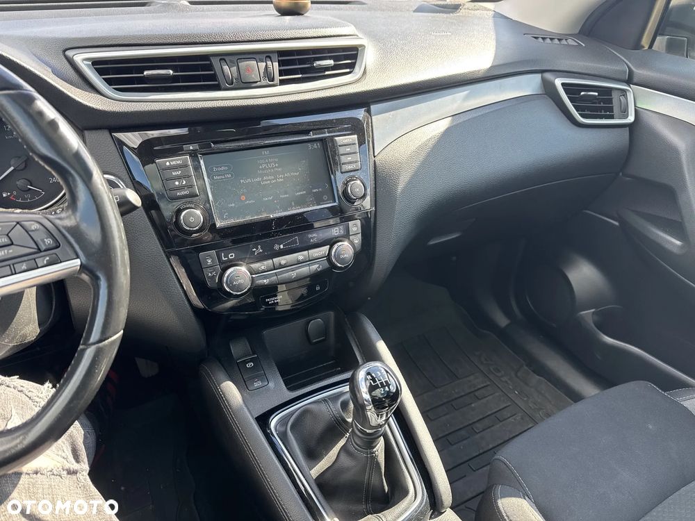 Nissan Qashqai 1.3 DIG-T N-Connecta - 12
