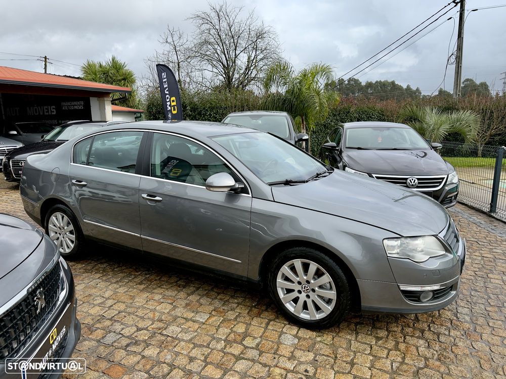 VW Passat 2.0 TDI Highline - 27