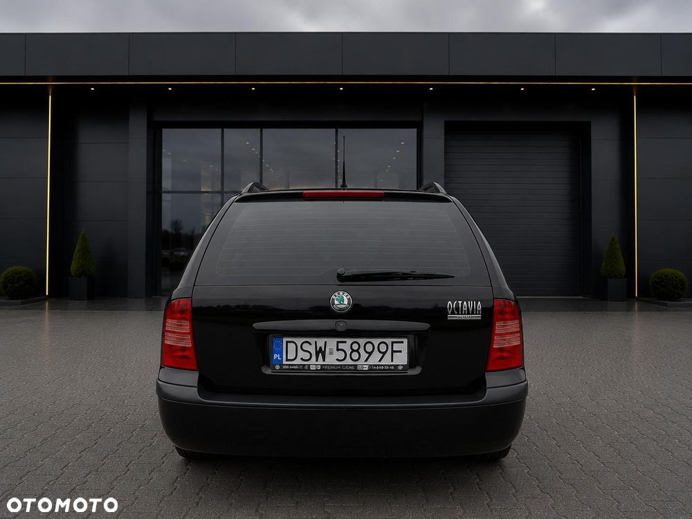 Skoda Octavia 1.6 Tour - 13