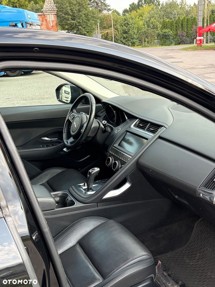 Jaguar E-Pace - 6