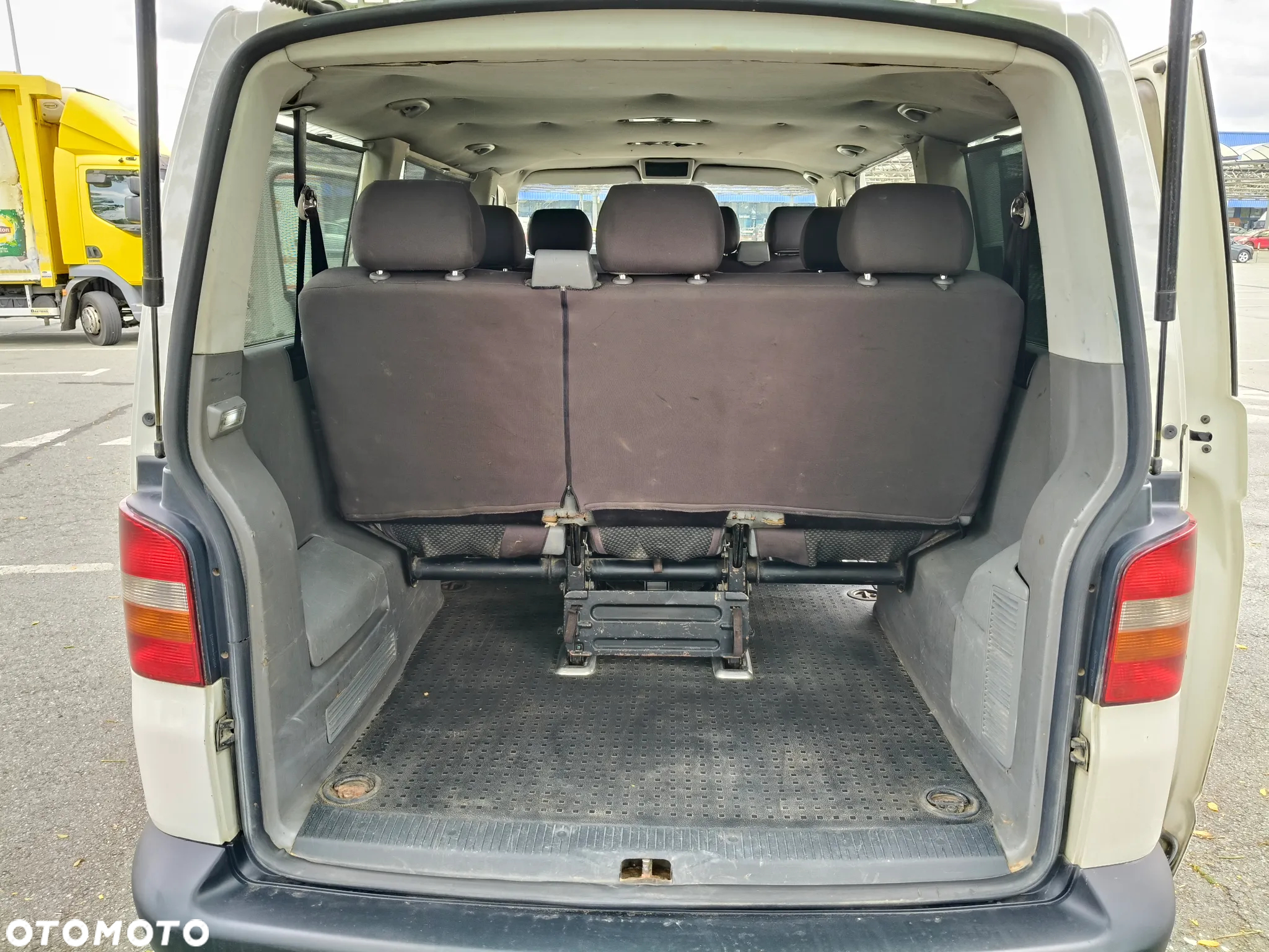 Volkswagen Transporter T5 TDI L1H1 - 14