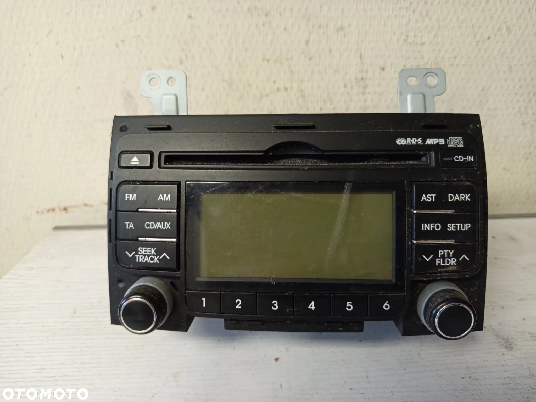 RADIO HYUNDAI I30 07-12 - 1
