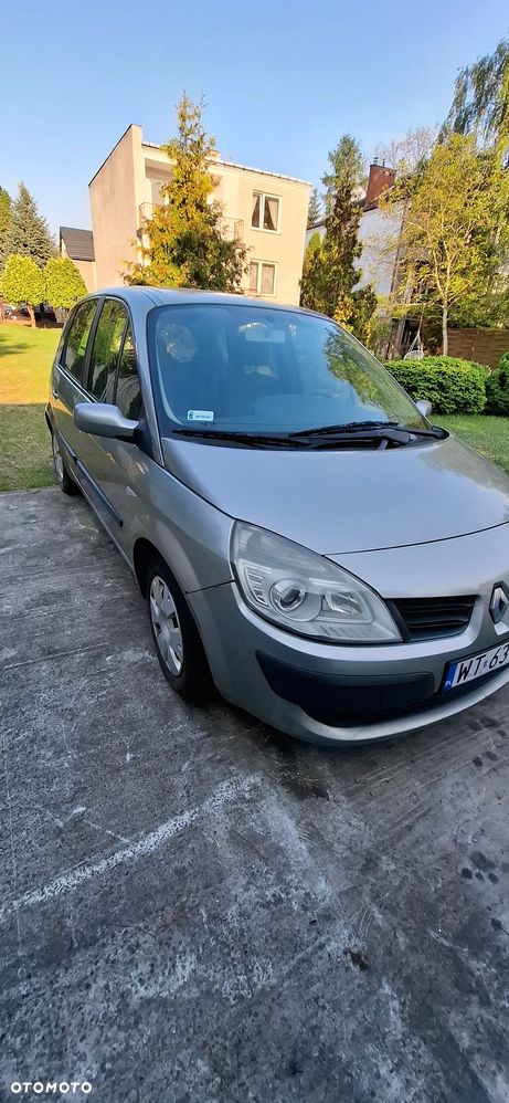 Renault Scenic 1.6 16V Confort Authentique - 4