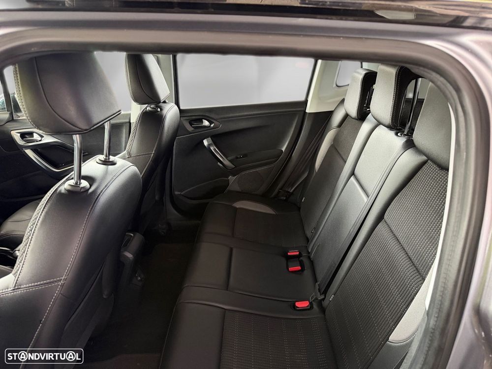 Peugeot 2008 1.6 e-HDi Allure - 10