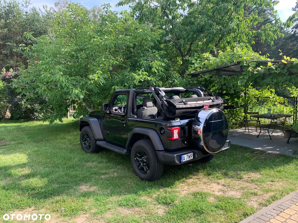 Jeep Wrangler - 3