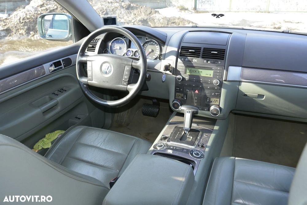 Volkswagen Touareg - 7