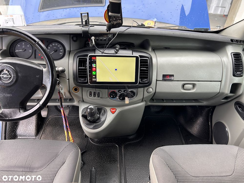 Opel Vivaro - 17