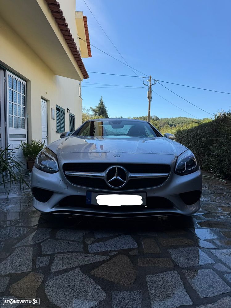 Mercedes-Benz SLC 200 — photo 2