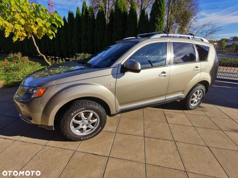 Mitsubishi Outlander 2.2 DI-D 4WD Intense - 10
