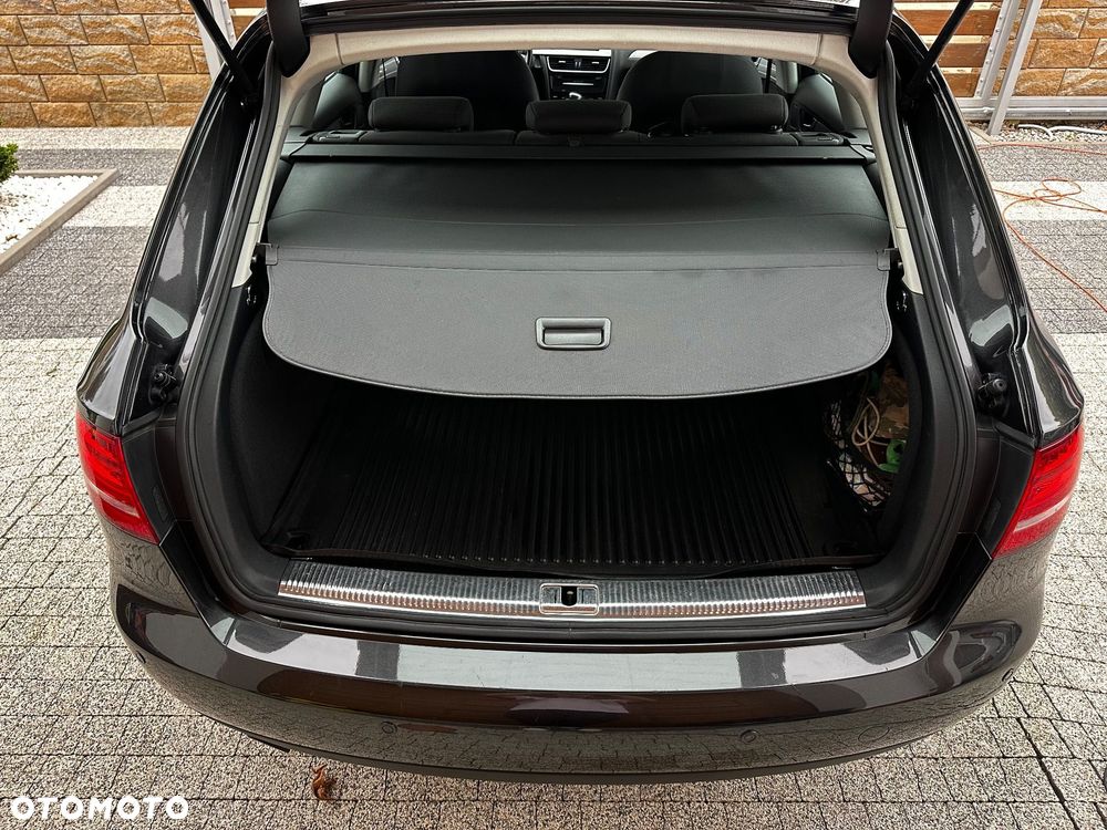 Audi A4 Avant - 16