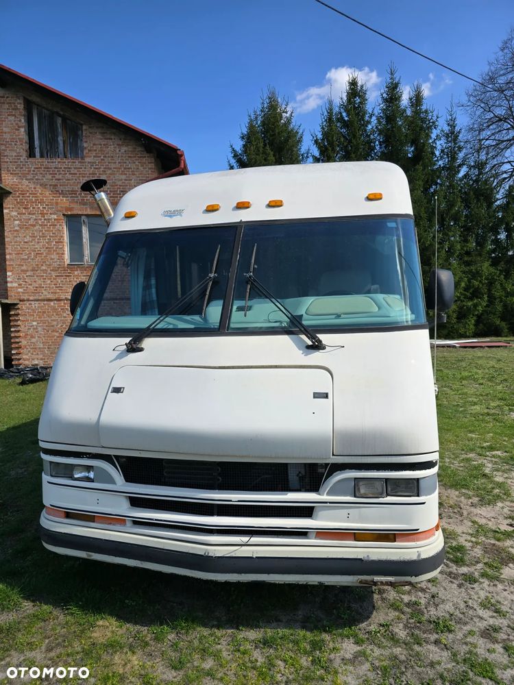 Chevrolet Holiday Rambler 1000 Winnebago 7.4 V8 Big airstream - 6