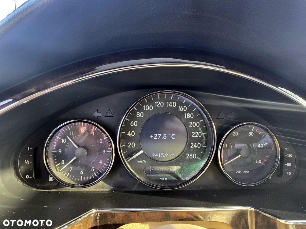Mercedes-Benz CLS 320 CDI - 24