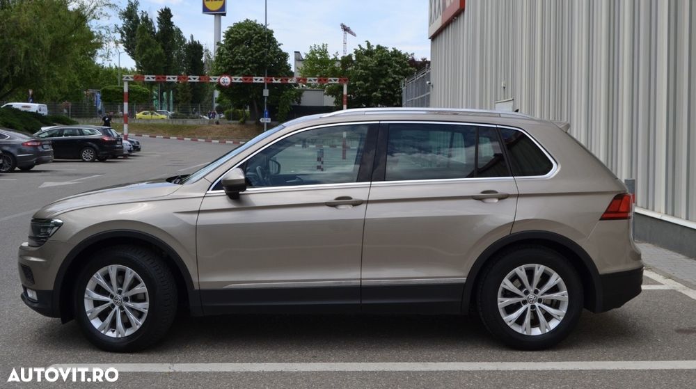 Volkswagen Tiguan 2.0 TDI 4Mot Comfortline - 3